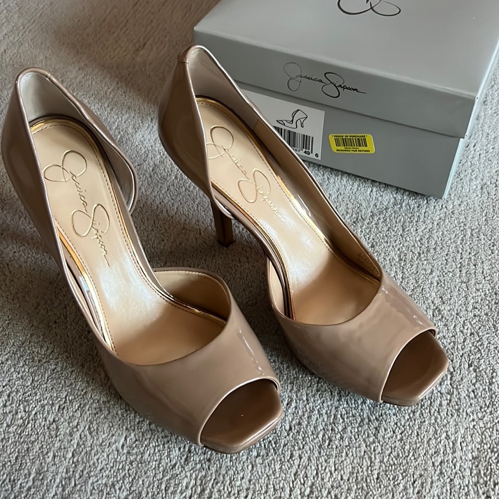Jessica Simpson Josette nude heels 8.5M